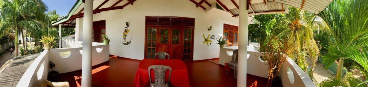 Sunrise Guest House & Restaurant Tangalle Dış mekan fotoğraf