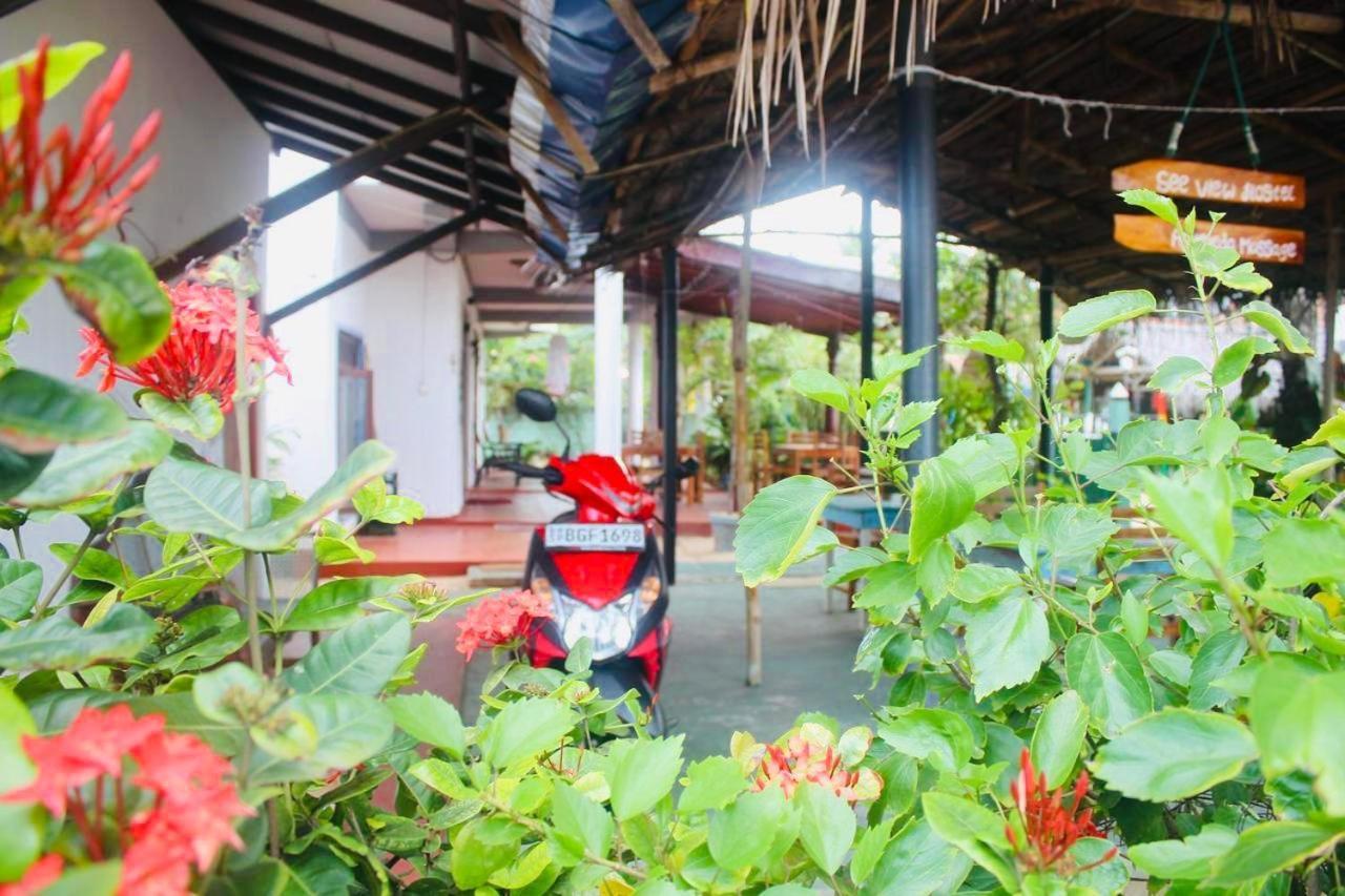 Sunrise Guest House & Restaurant Tangalle Dış mekan fotoğraf